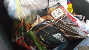 Edeka-Plastiktüten sind auch total geil wenn sie verbrennen