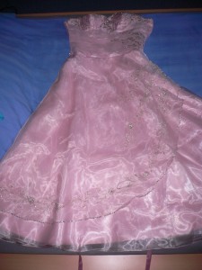 Brautkleid rosa