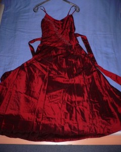 rotes Abendkleid