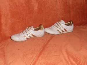 40 ca. , tragbar, Adidas.JPG