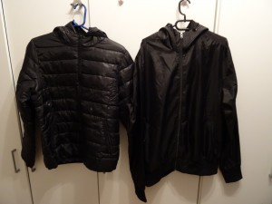 Daunenjacke schwarz<br />Laufjacke schwarz