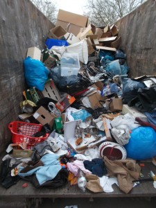 Müll0315 132.jpg (694.85 KiB) 13567 mal betrachtet Das große Entrümpeln und Wegschmeißen!