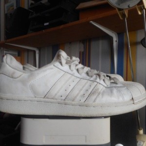 adidas   Größe 40