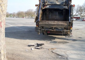 &quot;High Noon&quot; bei der Sperrmüllabfuhr.