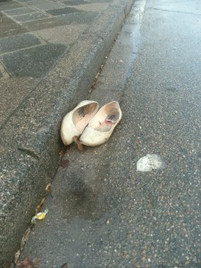 Warum endeten diese alten Ballerinas genau hier?