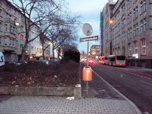 Müll0313 021.jpg (362.28 KiB) 27842 mal betrachtet Die "Quadratestadt" ist immer wieder für alles "gut"!