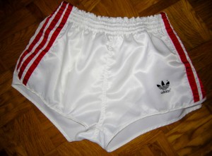 photo_original_3222.jpg (153.39 KiB) 4133 mal betrachtet nagelneu auf ebay gekauft , war nimmer getragen