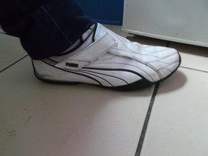 Müll0613 050.jpg (236.8 KiB) 6040 mal betrachtet Jederzeit kann es mit diesen Pumas nun zuende gehen.