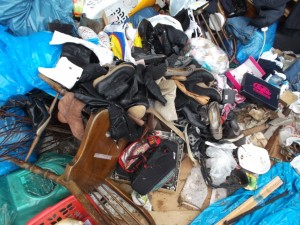 Müll0613 498.jpg (307.45 KiB) 13122 mal betrachtet Bei jeden neuen Blickwinkel gibt es weiteren geilen Abfall zu entdecken!