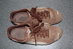 DSC_0415.JPG (865.37 KiB) 4633 mal betrachtet Meine schönen ausgetretenen braunen Pumas.