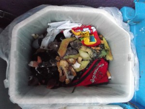 Müll0813 261.jpg (261.98 KiB) 5338 mal betrachtet Das schmutzige Ende rückt näher und näher!