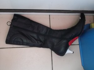 Müll0813 264.jpg (231.81 KiB) 5618 mal betrachtet Warten aufs erlösende Ende?!