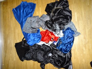 sauberer Satin Tops, Kleider