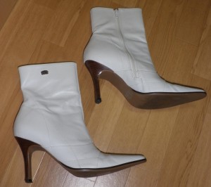 Buffalo Stiefelette weiß 41-02.jpg