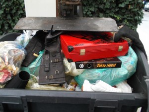 Eingentlich schade um den schönen alten WWF-Koffer.