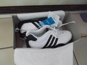 Müll0214 013.jpg (235.48 KiB) 5460 mal betrachtet Sind die nicht schön?! So neu duftend und unbenutzt sind die Neuen bald nicht mehr.