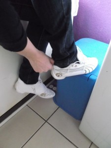 Müll0214 069.jpg (263.8 KiB) 4689 mal betrachtet "Vertrautes Terrain" für Anjas Füße.