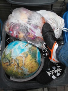 Müll0214 250.jpg (660.1 KiB) 5163 mal betrachtet "Einstieg ins Entsorgungsgeschäft"