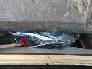 Müll0314 027.jpg (489.88 KiB) 8599 mal betrachtet Stöhnen, ploppen und ächzen: Hier sterben gerade die geilen Sneakers!