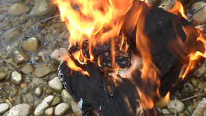 vlcsnap-2014-03-31-17h30m27s35.png (1.85 MiB) 9806 mal betrachtet Interressant wie lange das Muster zu sehen ist