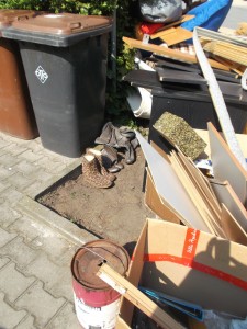 Müll0614 008.jpg (497.98 KiB) 8180 mal betrachtet Ein schöner Tag zum Entsorgen!