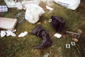 Müll0409 002.jpg (461.59 KiB) 20670 mal betrachtet Diese Müllwerker waren aber besonders streng und selbst diese geilen Stiefel wollten die nicht haben.