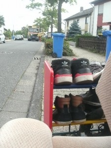Müll0714 062.jpg (170.34 KiB) 4754 mal betrachtet Keine drei Hausnummern mehr und die Sperrmüllabfuhr ist da!