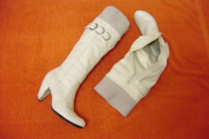 Müll0409 076.jpg (58.97 KiB) 2944 mal betrachtet Beim Fotografieren kam mir noch der Schwall ihres warmen Fußschweißes entgegen. Geilst!