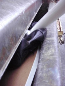 Müll1011 013.jpg (66.87 KiB) 14061 mal betrachtet Da die Stiefel ja eh nur noch Abfall waren, hatte ja alles seine Ordnung als es knirschte und krachte.