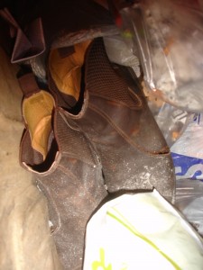5454.jpg (203.73 KiB) 11739 mal betrachtet irgendwelche Noname-Boots, die hier ihr Ende suchen