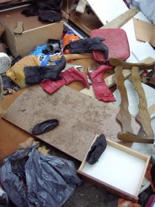 Müll1011 064.jpg (290.76 KiB) 9813 mal betrachtet Gerümpel von Privatanlieferungen