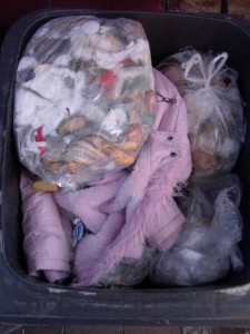 Müll0212 014.jpg (254.36 KiB) 6146 mal betrachtet Den Dreck einfach obendrauf!