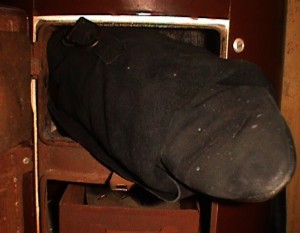 SE75220-13.jpg
