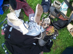 Müll0512 189.jpg (170.29 KiB) 18809 mal betrachtet Eigentlich alles ein Fall für die Restmülltonne.