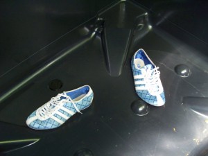 Müll0512 111.jpg (140.28 KiB) 6587 mal betrachtet In diesem "Stilleben" des Mülls wäre ein siffiger Küchenmüllbeutel optisch völlig deplaziert gewesen.