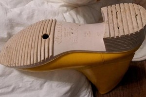 Lena Linker Lizette Rigon met groot gat 11.4.jpeg