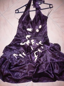 Lumpen11- 11.JPG (189.18 KiB) 4210 mal betrachtet die ersten Versuche auf einem Kleid