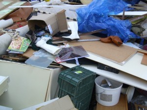 Janine06 176.jpg (287.72 KiB) 28719 mal betrachtet Ob die Frau ihre Sachen schon vergessen hatte?!