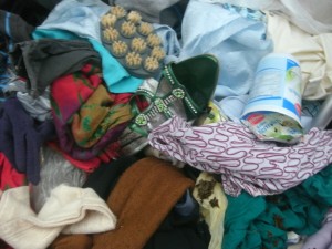 Müll1212 040.jpg (284.28 KiB) 20180 mal betrachtet Dieser "weihnachtliche Glanz" ist gleich nach den Feiertagen vorbei, denn dann wird der Müllcontainer von den Orangenen Engeln bei der Müllabfuhr wieder "abgeschmückt".