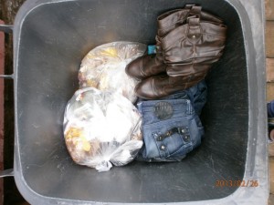 Müll0213 108.jpg (247.77 KiB) 5842 mal betrachtet Ordentlich abgestellt!