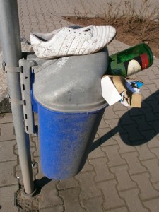 Wenig später wurde der Abfallkorb geleert!