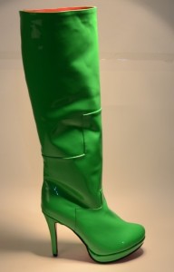 GRÜNE STIEFEL 2.jpg