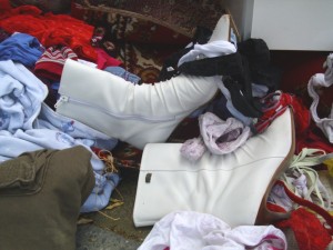 Janine06 173.jpg (364.09 KiB) 20738 mal betrachtet Einfach lieblos hingeschmissen.